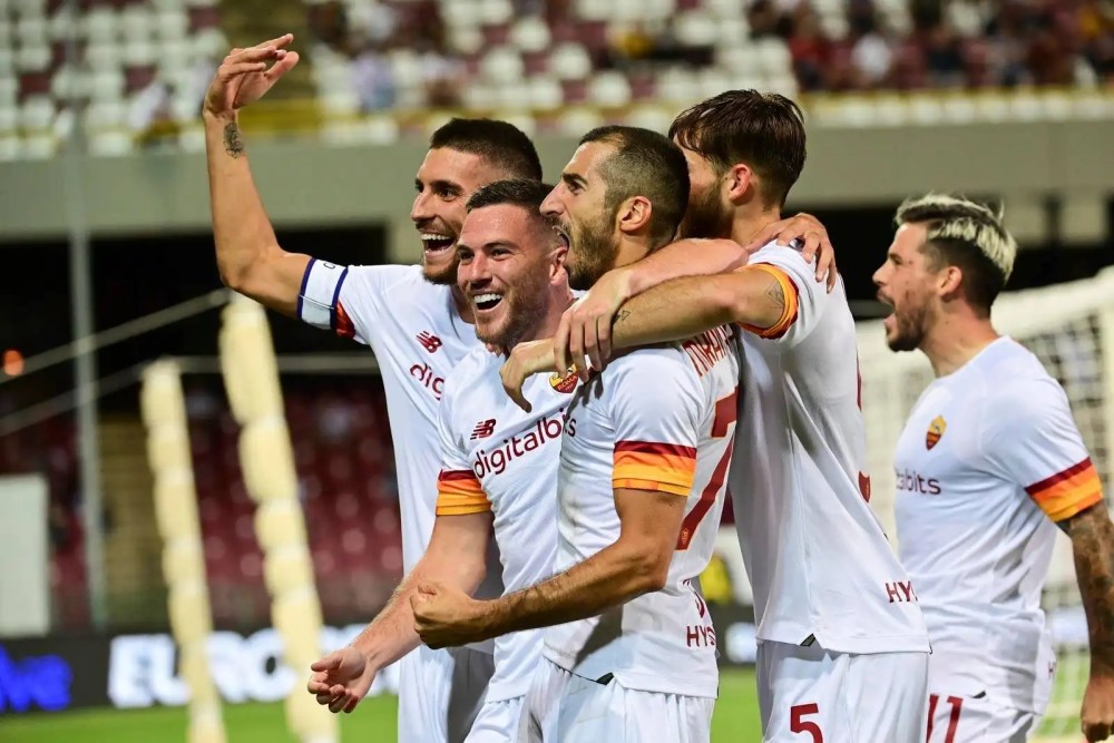  那不勒斯锋线重组奥斯梅恩或遭挂牌出售  